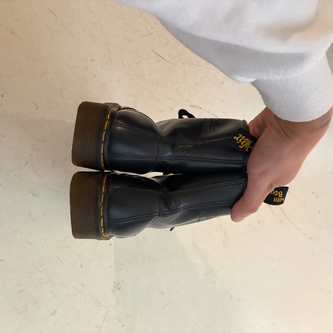 닥터마틴 10072 8홀 빈티지 부츠 UK5 상품이미지5