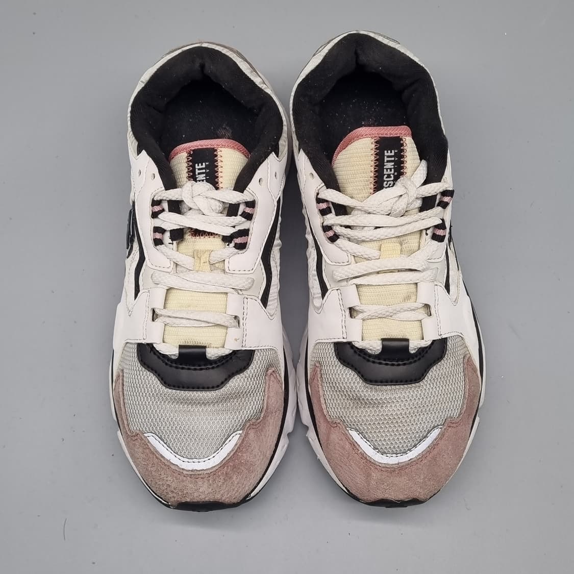 데상트 시티점프 핑크 스니커즈 250 상품이미지2