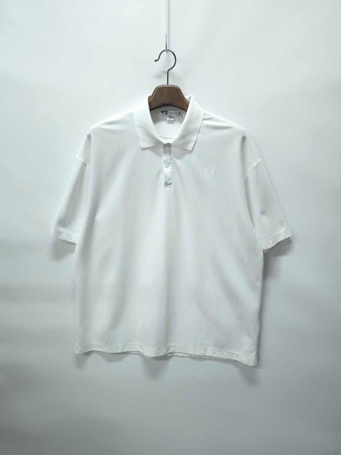 Y-3 와이쓰리 화이트 로고 오버핏 반팔 카라티 (L사이즈) 상품이미지1