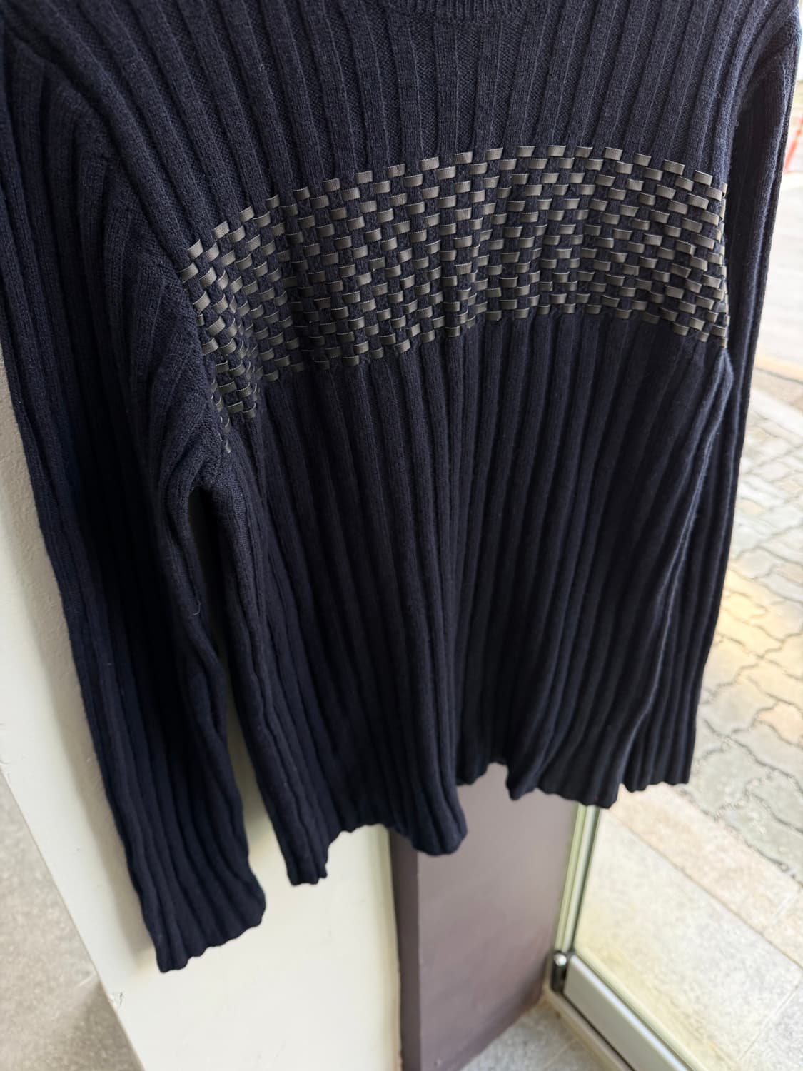 50/ 엠프리오 아르마니 레더 블랜딩 골지패턴 니트 상품이미지4