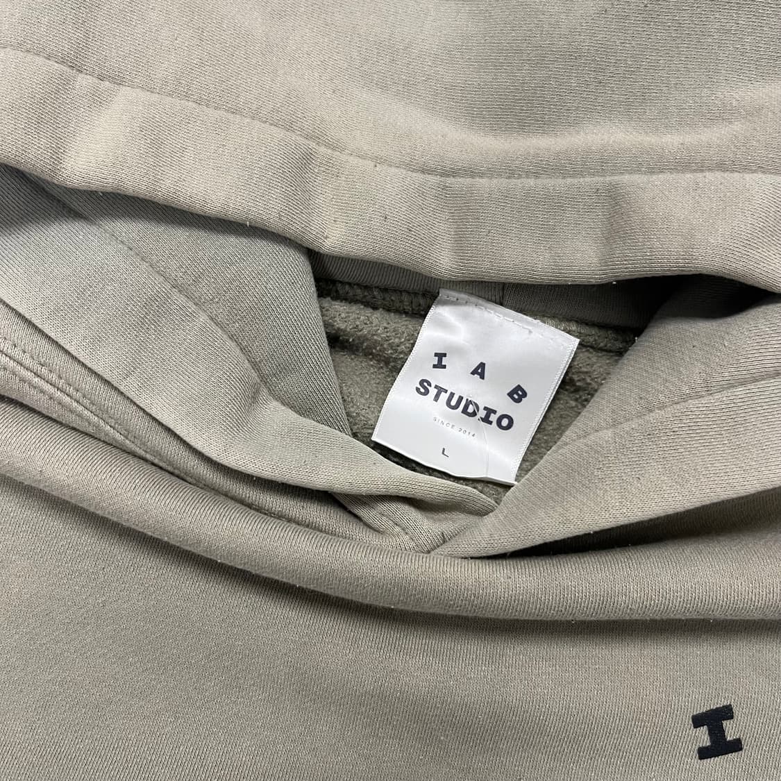 IAB Studio olive green hoodie 상품이미지7