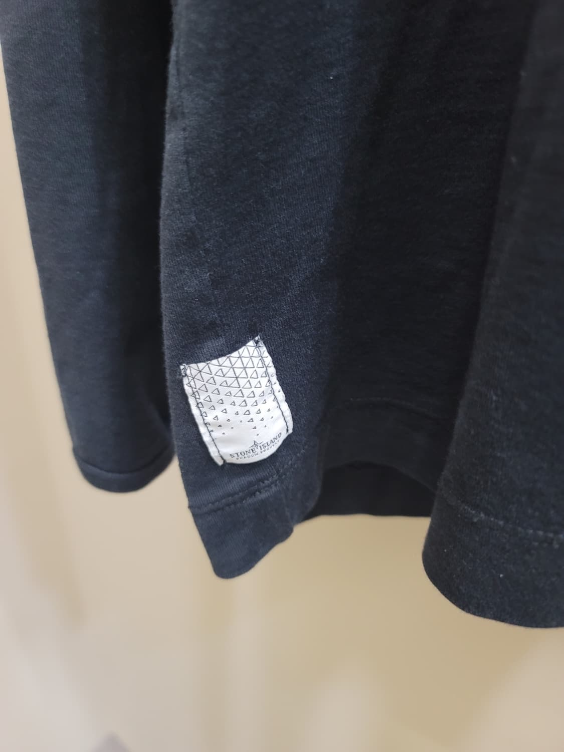 스톤아일랜드 쉐도우프로젝트 포켓 긴팔티 블랙 상품이미지4
