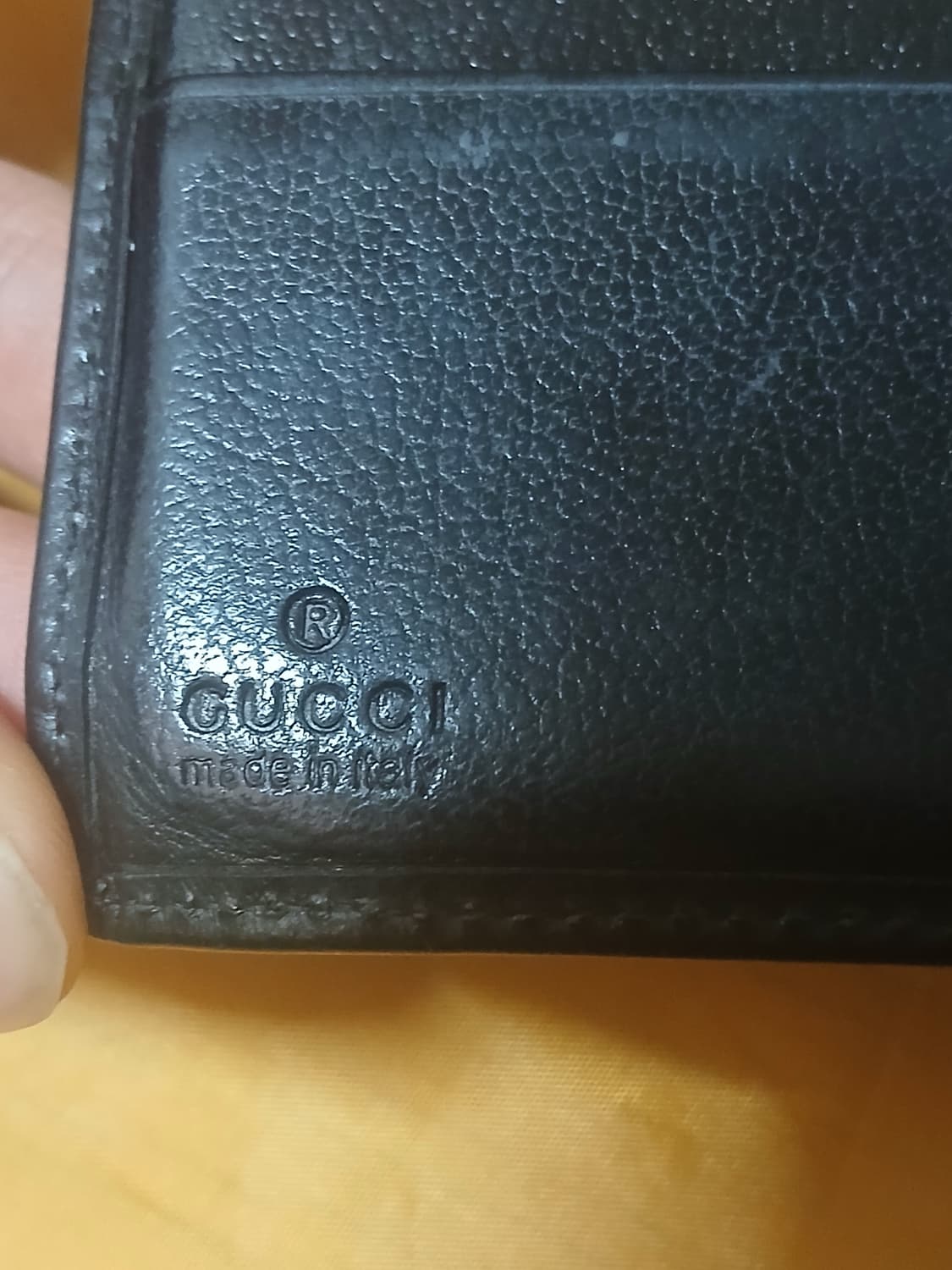 구찌 블랙 레더 반지갑 G Leather bifold wallet 상품이미지4
