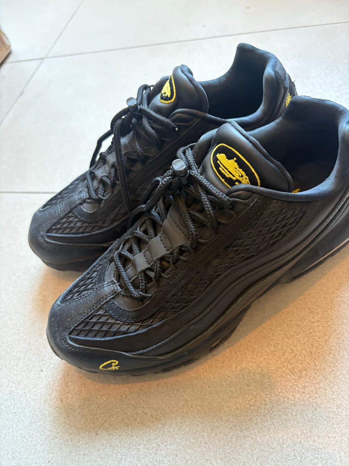 나이키 x 코르테이즈 에어맥스 95 블랙 앤 투어 옐로우 상품이미지2