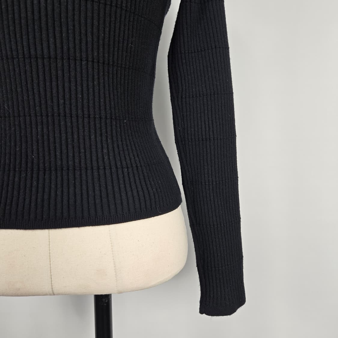 0183. 에고이스트  24SS 골지 니트 긴팔 티셔츠 55 상품이미지5