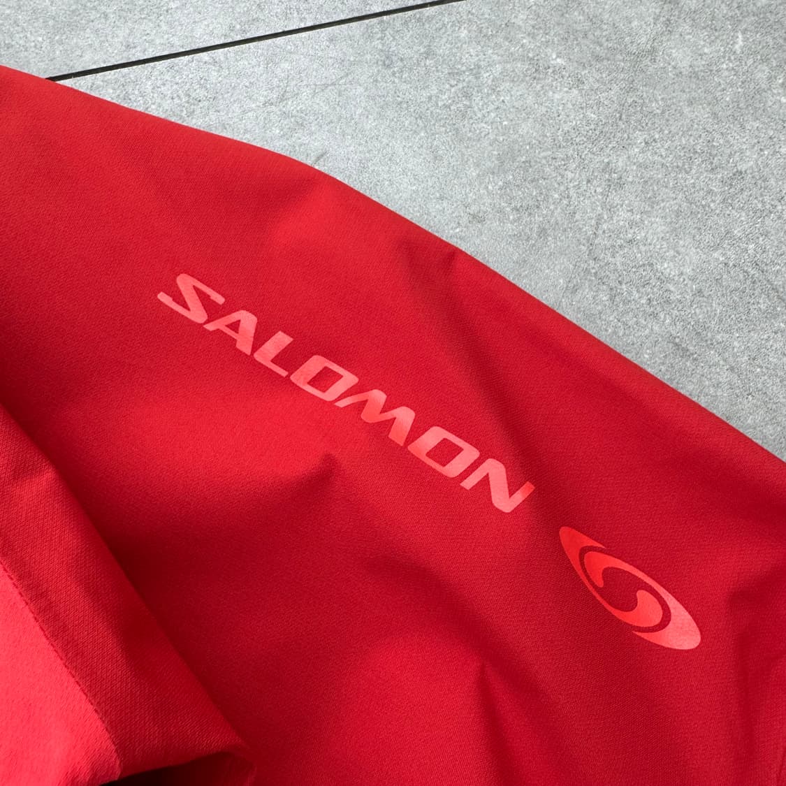 살로몬 바람막이 상품이미지4