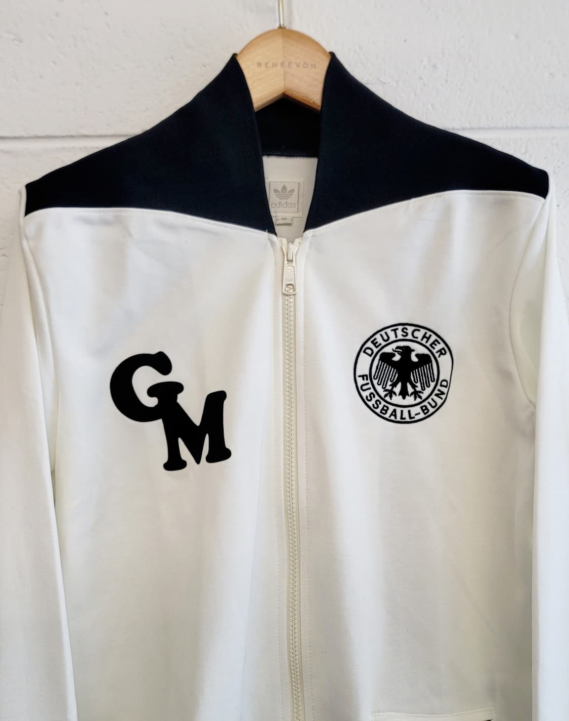 [85.XS]아디다스 독일 게르트뮐러 한정판 화이트 트랙탑 져지 판매 상품이미지3