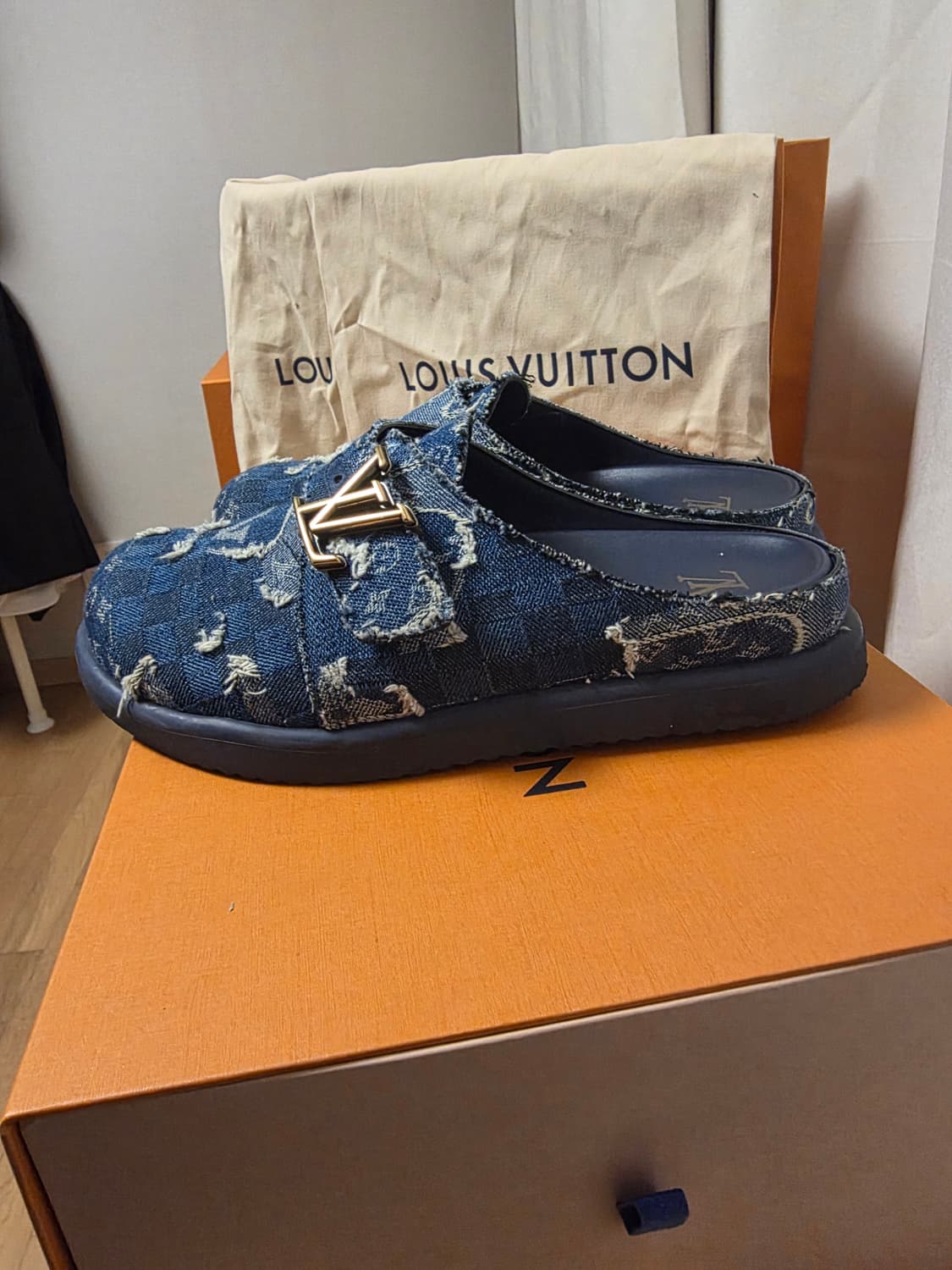 [25년/풀구성] 루이비통 이지 뮬 데님 슬리퍼 7사이즈 상품이미지8