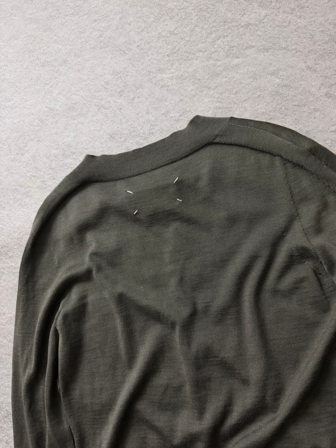 마르지엘라 브이넥 스티치 니트 상품이미지3