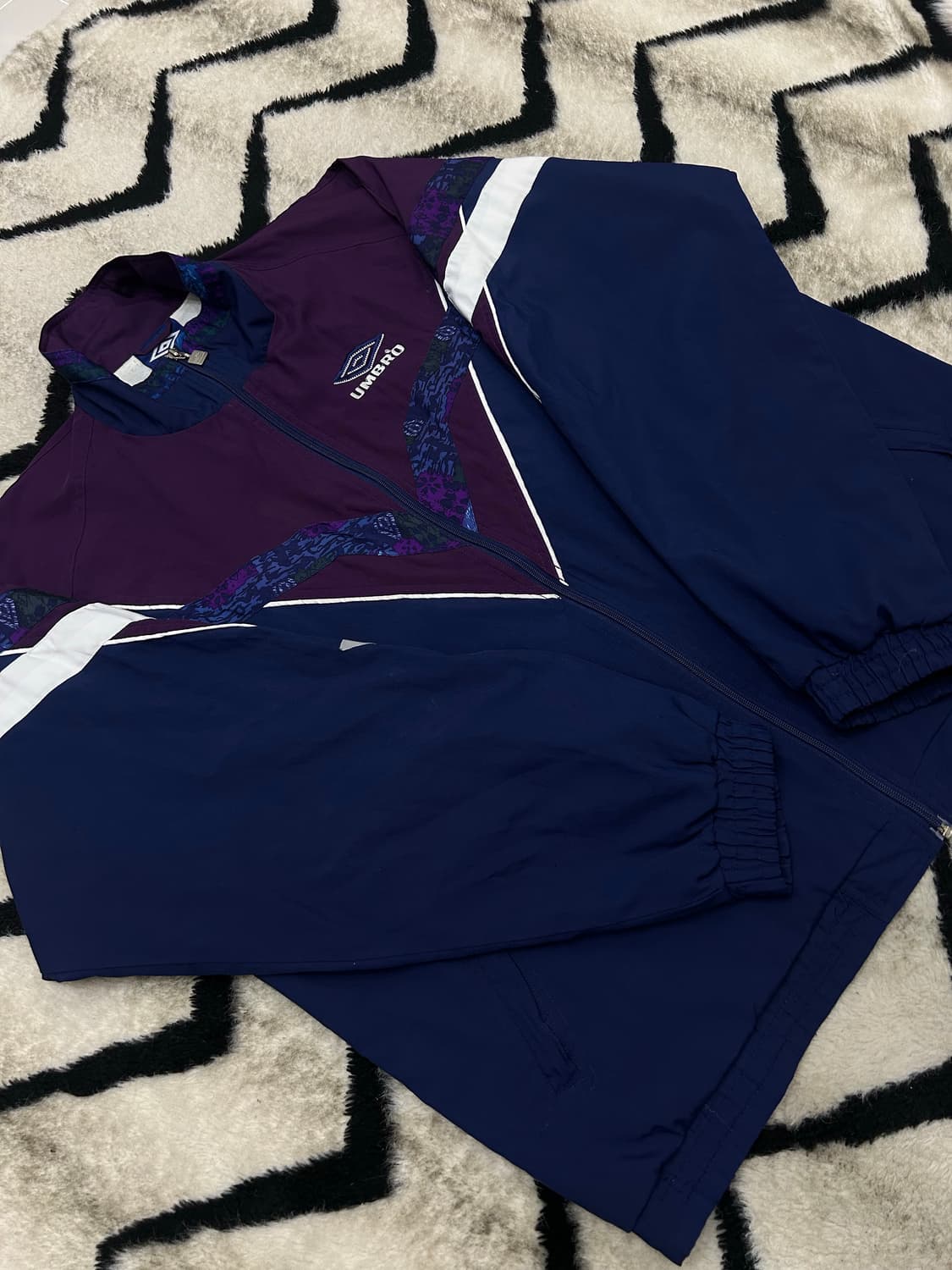 [XL]엄브로90s 올드스쿨 오버핏 바람막이/퍼플네이비 상품이미지2