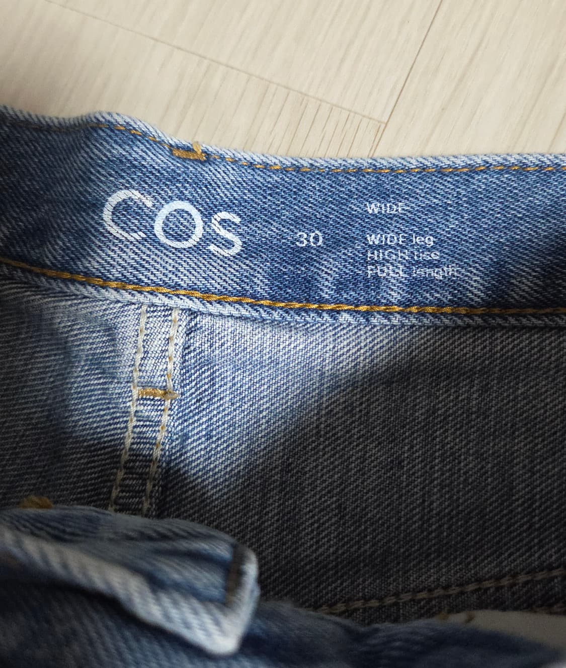 (착샷) COS 코스 와이드 데님  상품이미지3
