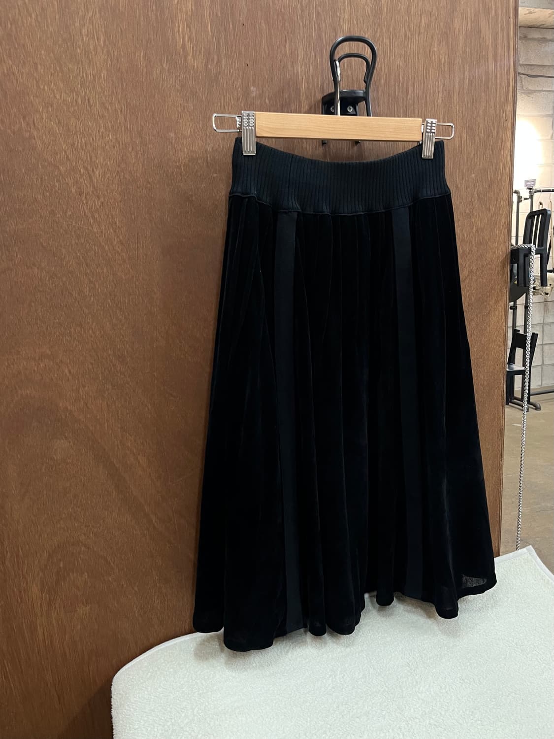 HIROKO BIS 히로코비스 벨벳 플레어 스커트 상품이미지1