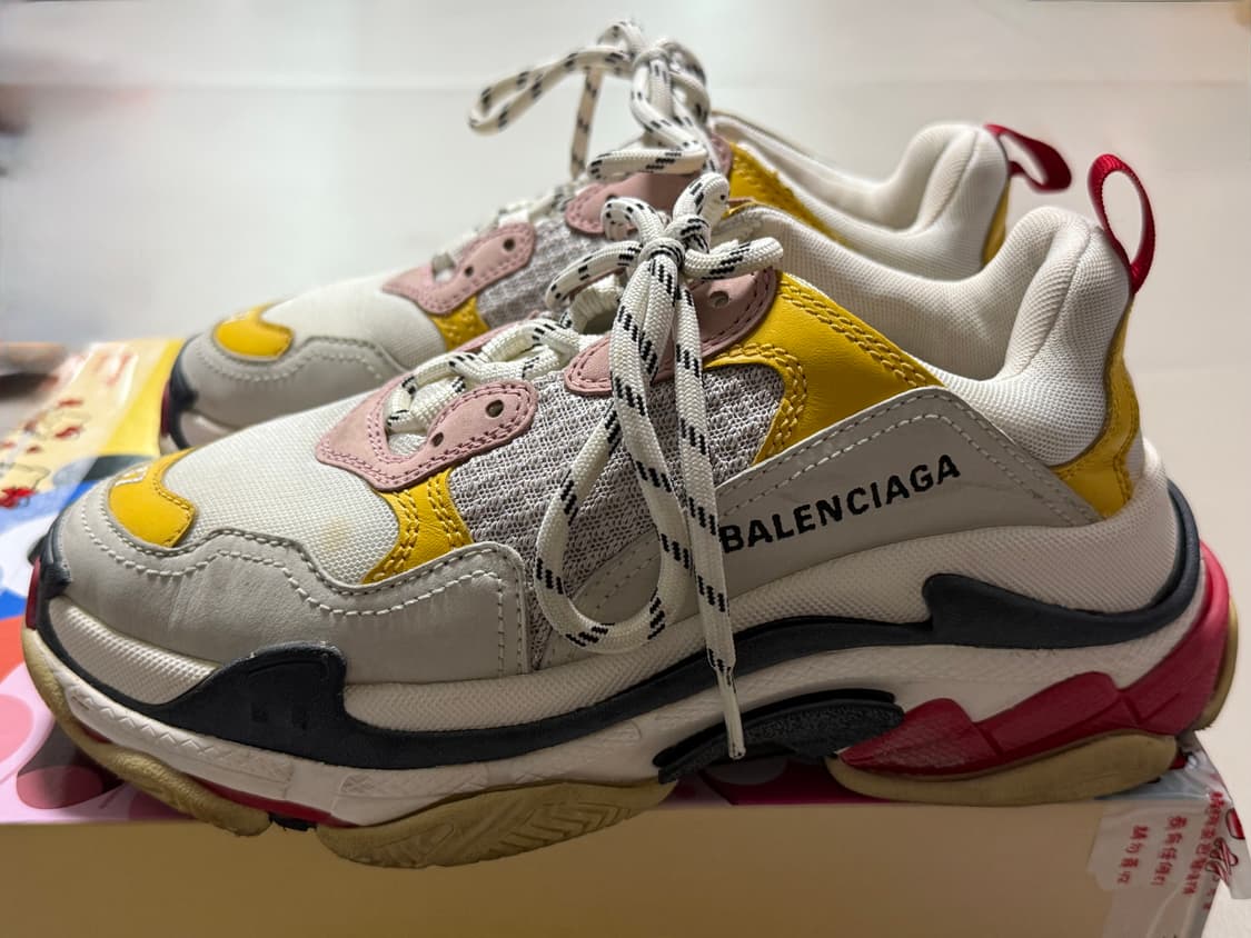 발렌시아가 트리플 S 스니커즈 37 상품이미지1