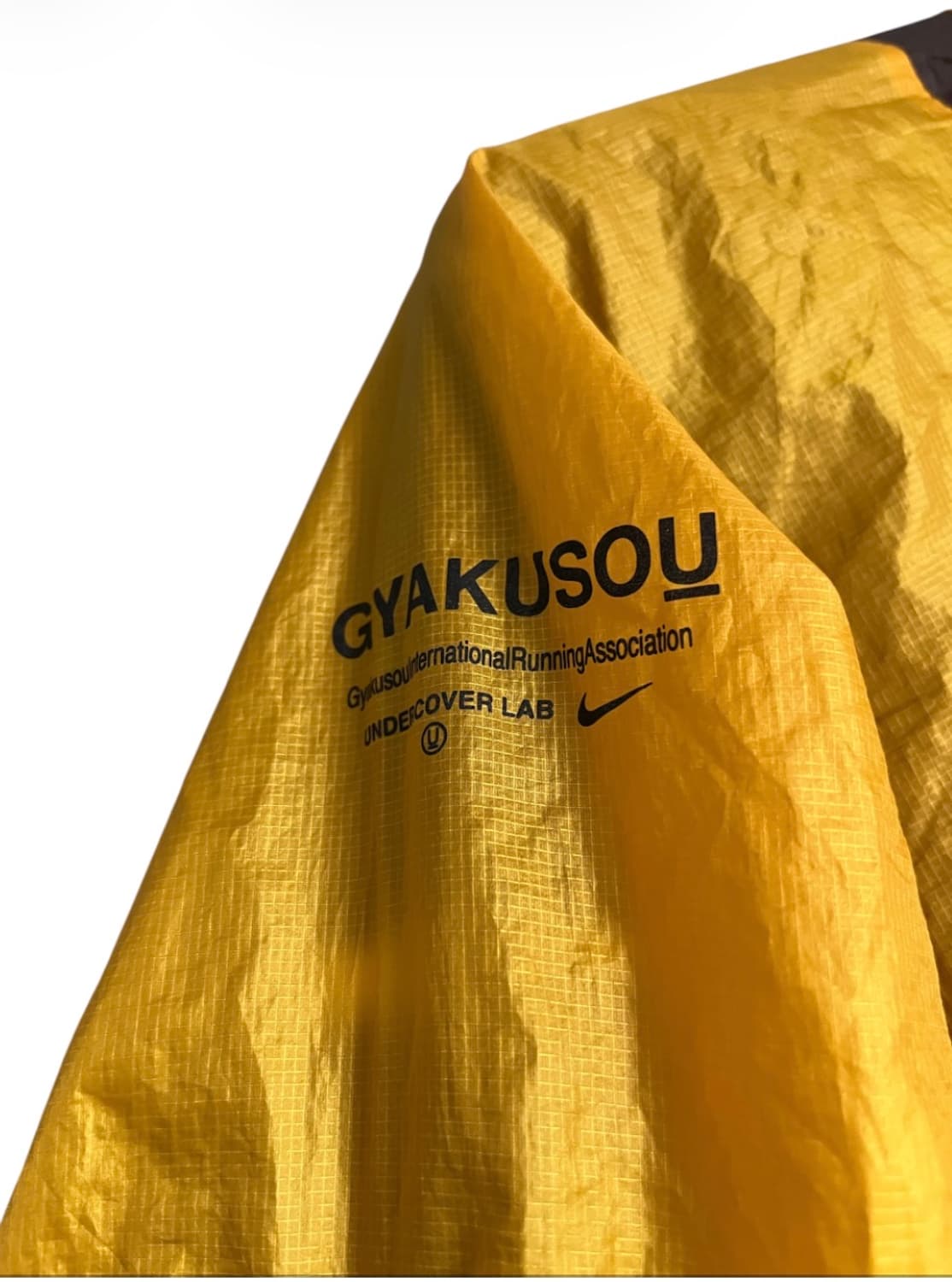 나이키 언더커버 갸쿠소우 러닝 자켓 상품이미지4