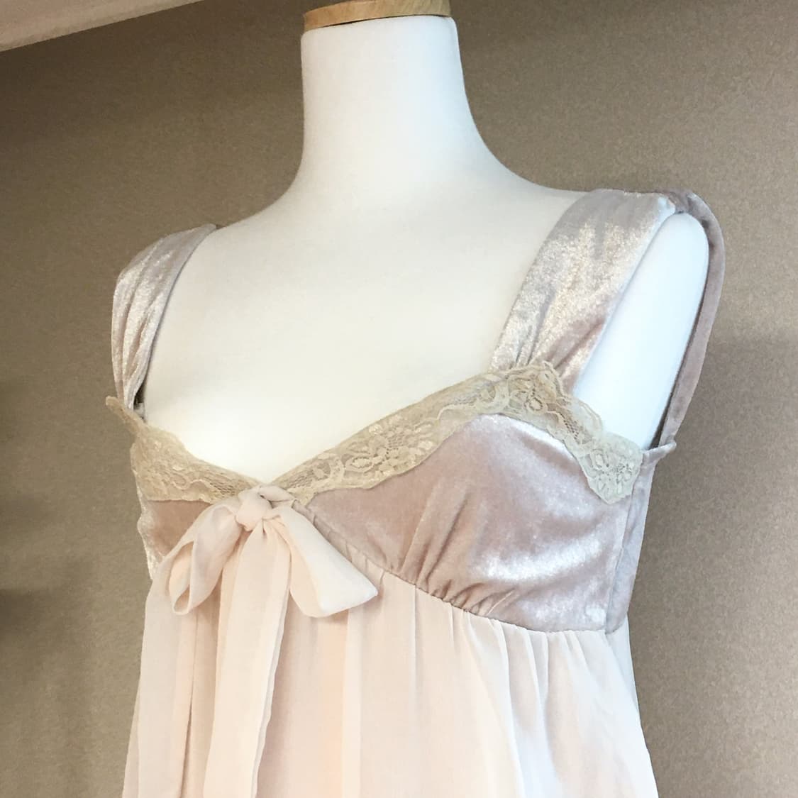 갸루 벨벳 레이스 원피스 상품이미지3