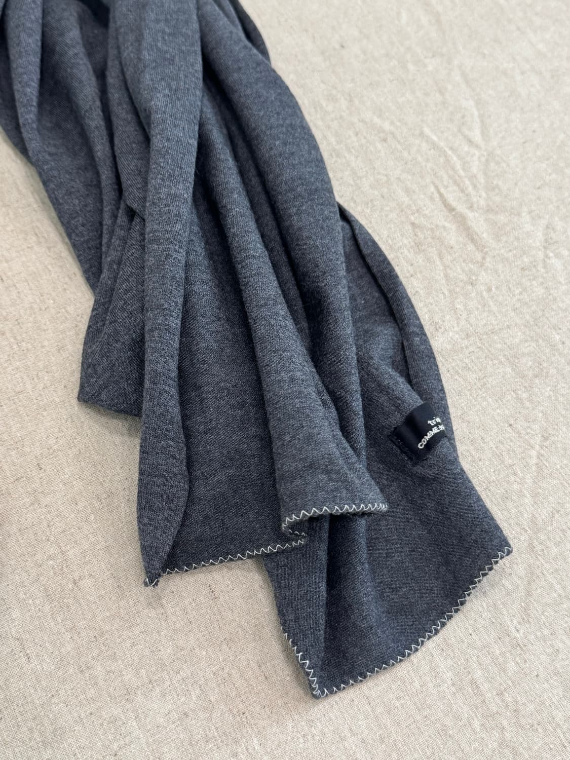 꼼데가르송 그레이 코튼 머플러 상품이미지5