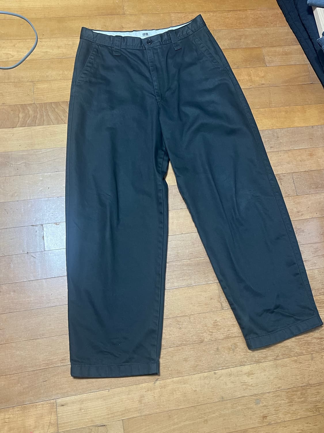 유니클로 U 와이드핏 치노팬츠 08 다크 그레이 82 상품이미지2