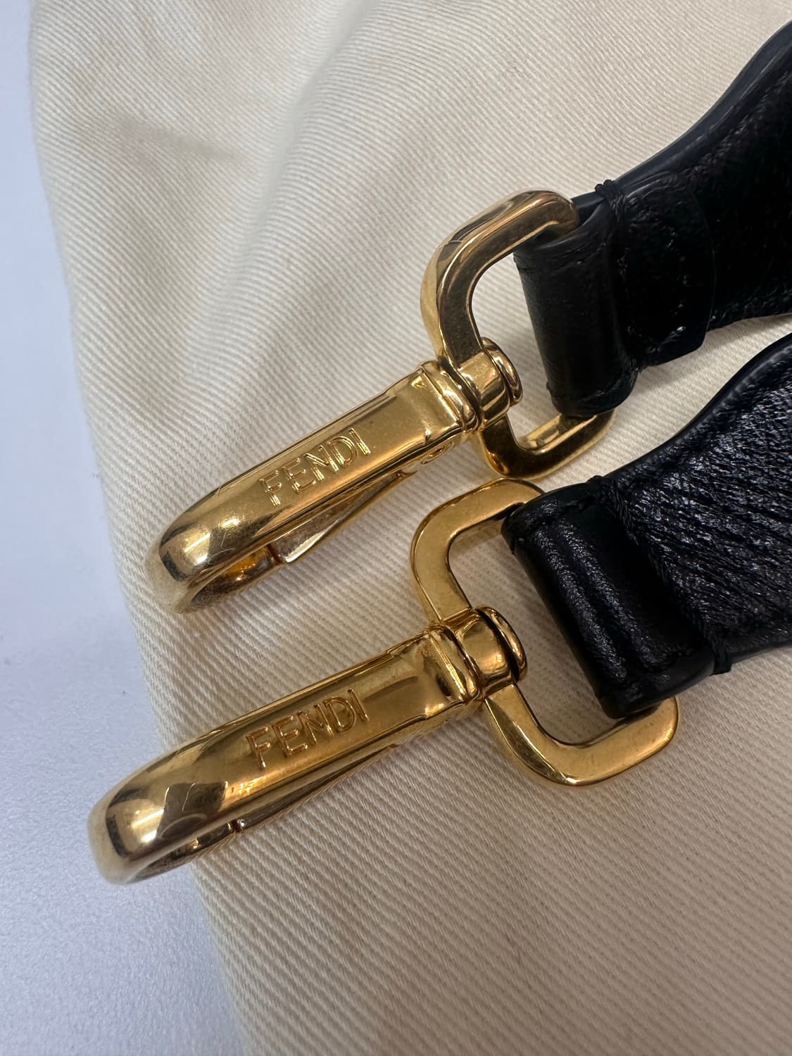 펜디 FF 가방 캔유 라지 숄더백 칸유 가방 블랙 상품이미지8