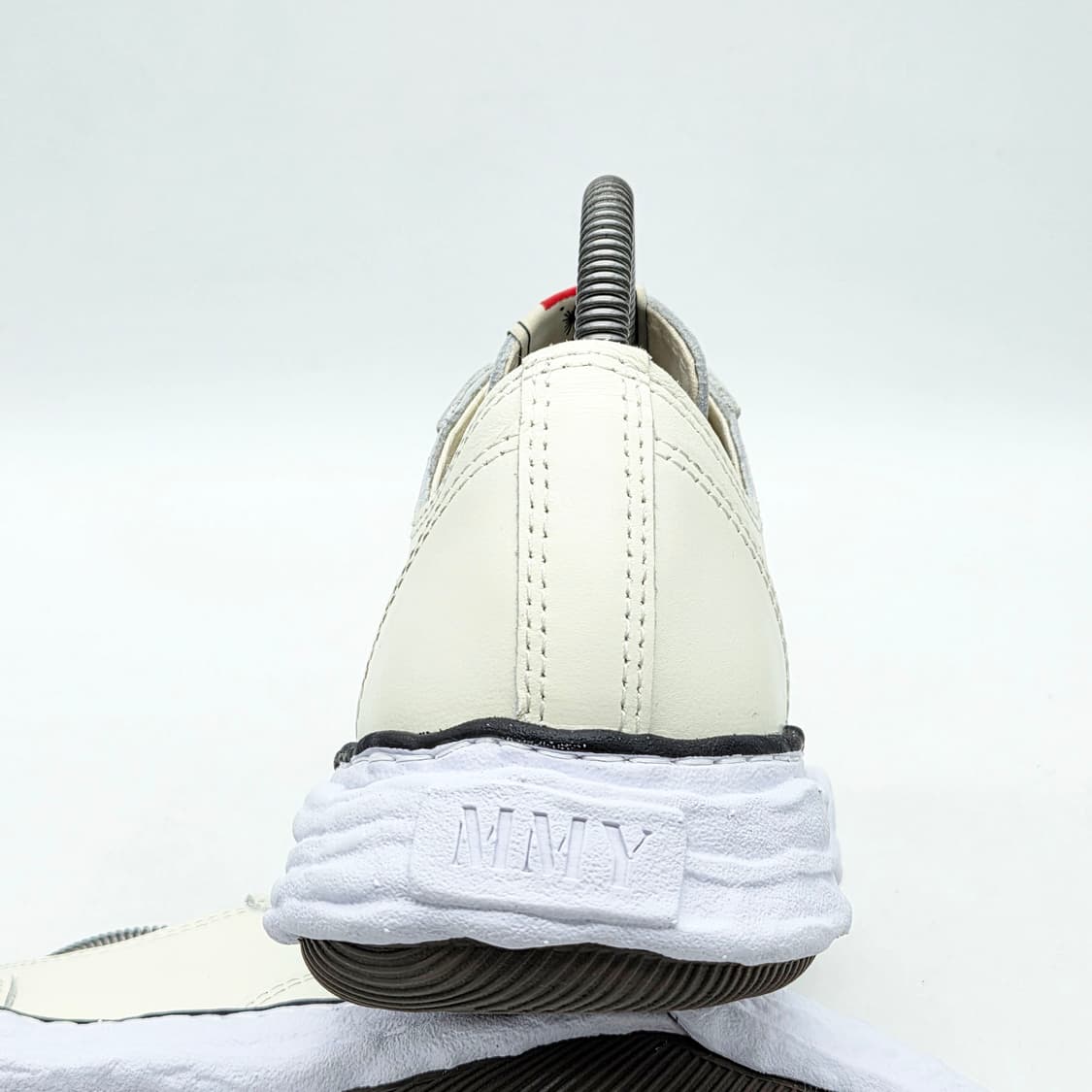  메종 미하라 야스히로 피터슨23 OG 솔 레더 로우탑 (39) 상품이미지2