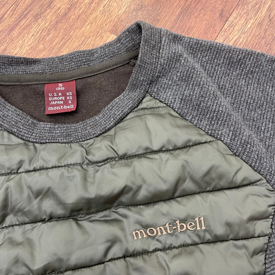 여성 몽벨 패딩 긴팔티 상품이미지2