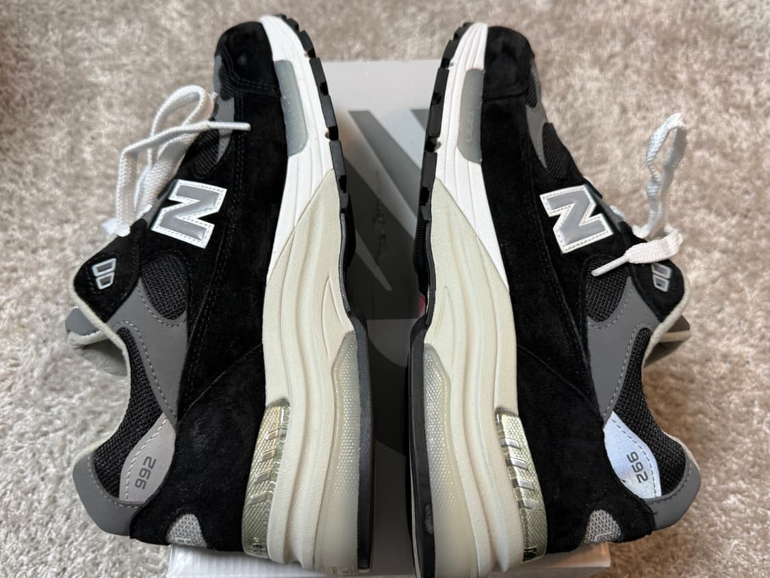 뉴발란스 992 270사이즈 판매합니다. 상품이미지3