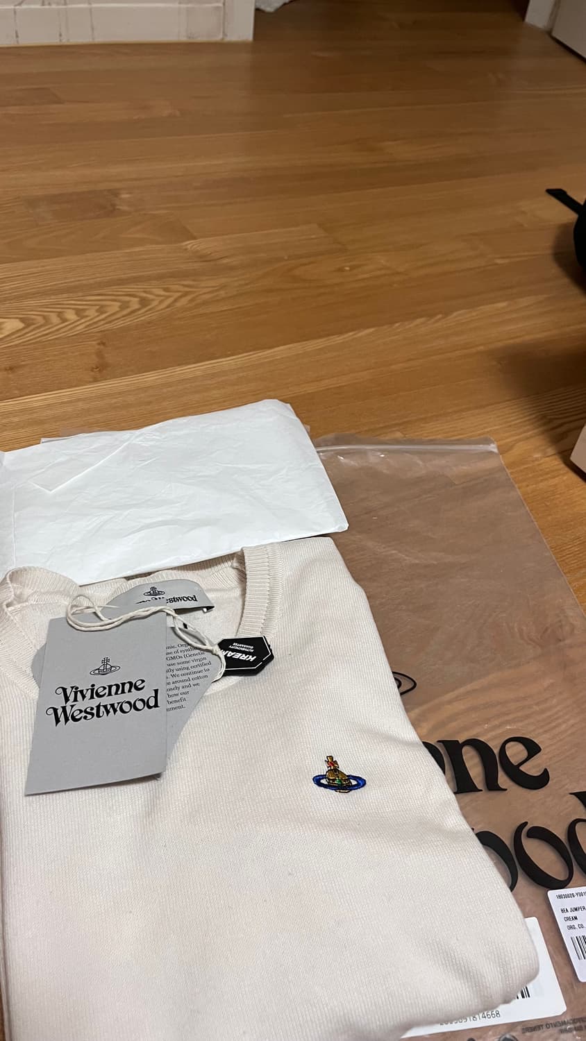 8시까지마지막 할인, 실사비비안웨스트우드 베아 점퍼 크림 xs 상품이미지2