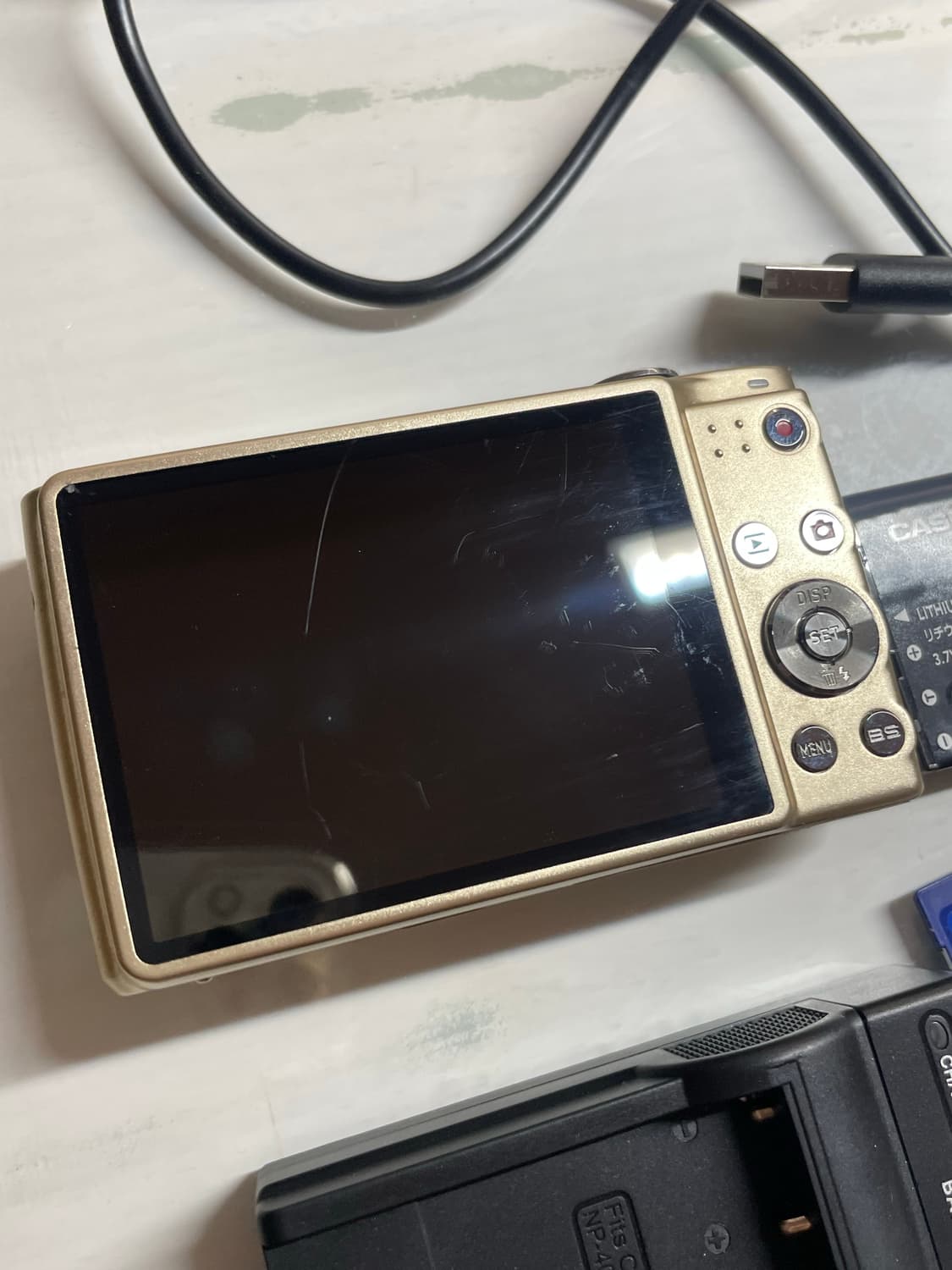 카시오 엑슬림 z400 디지털카메라 판매합니다 상품이미지2