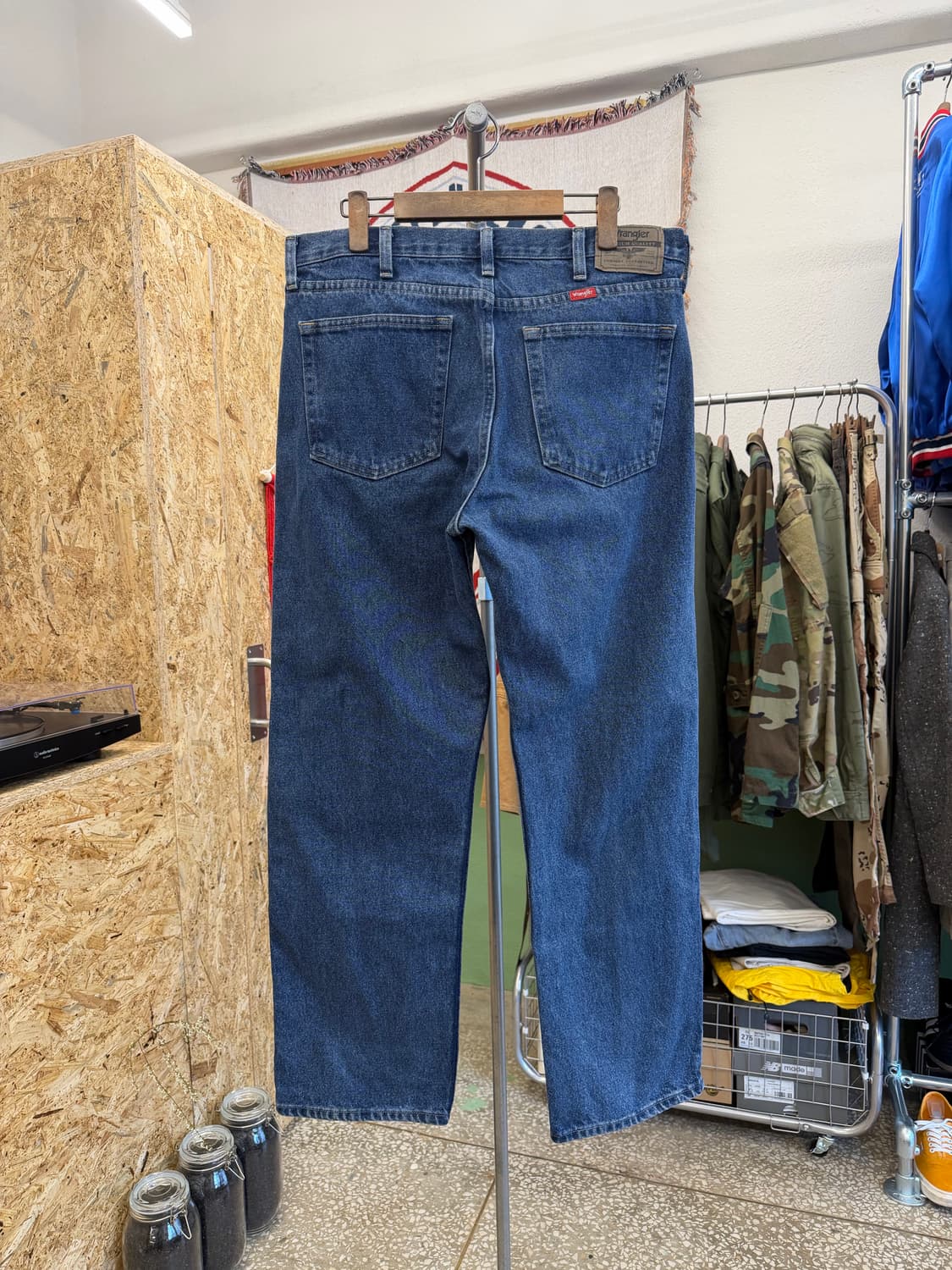 랭글러 릴렉스 핏 인디고 데님 팬츠 상품이미지4