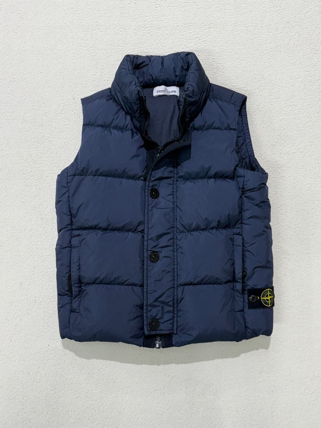 스톤아일랜드 주니어 나일론 패딩 조끼 8세 상품이미지1
