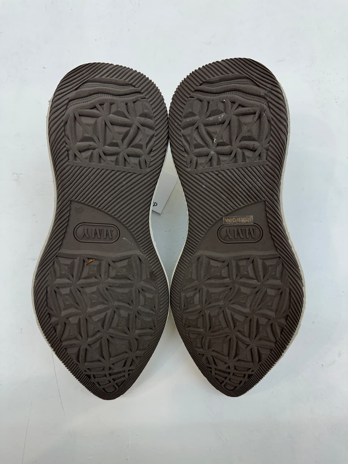 메종 미하라 야스히로 유카 블랙캔버스 로우탑 상품이미지4