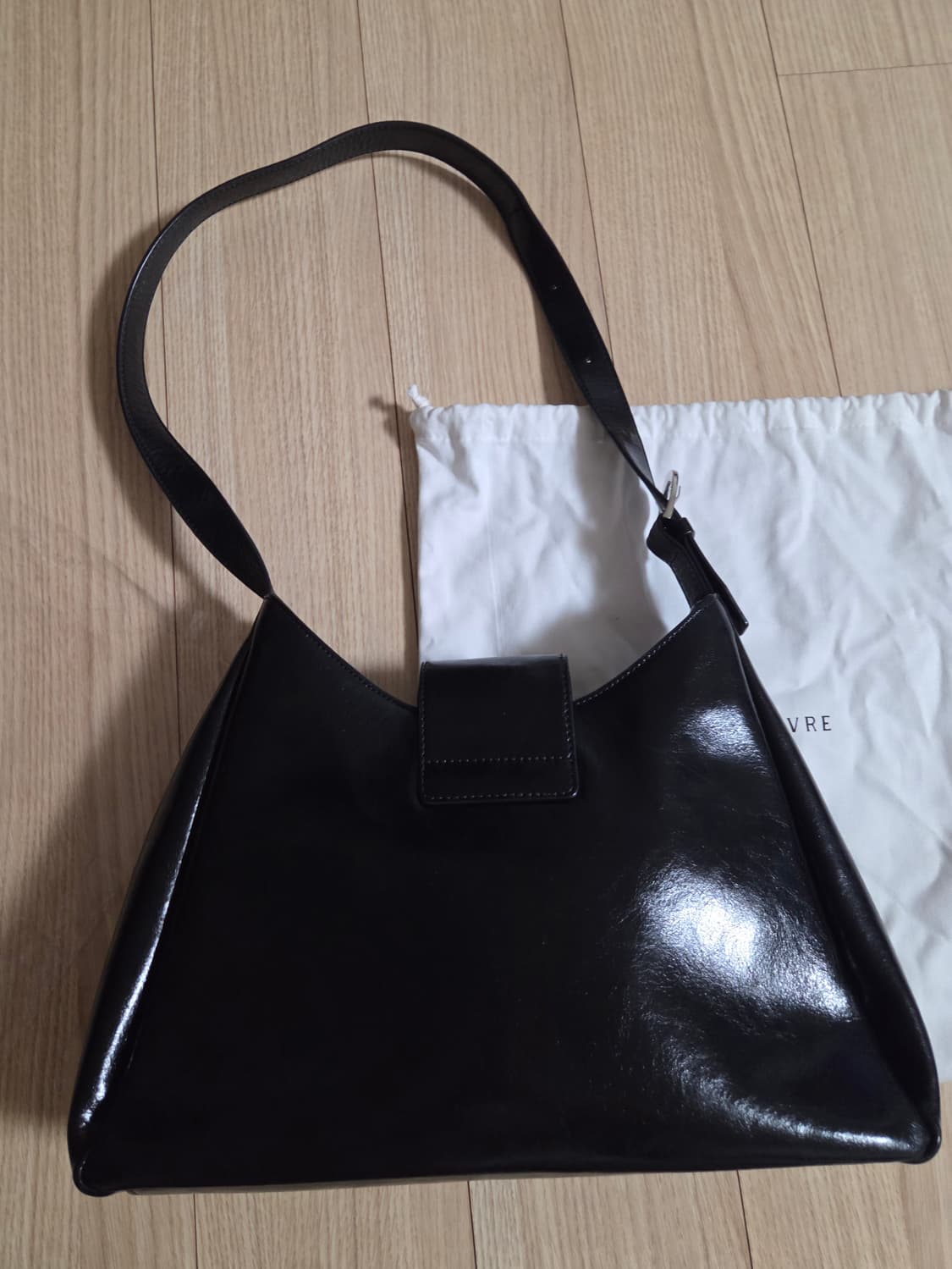 루에브르 삭드 퐁텐느 라지블랙 판매(3회 사용) 상품이미지5