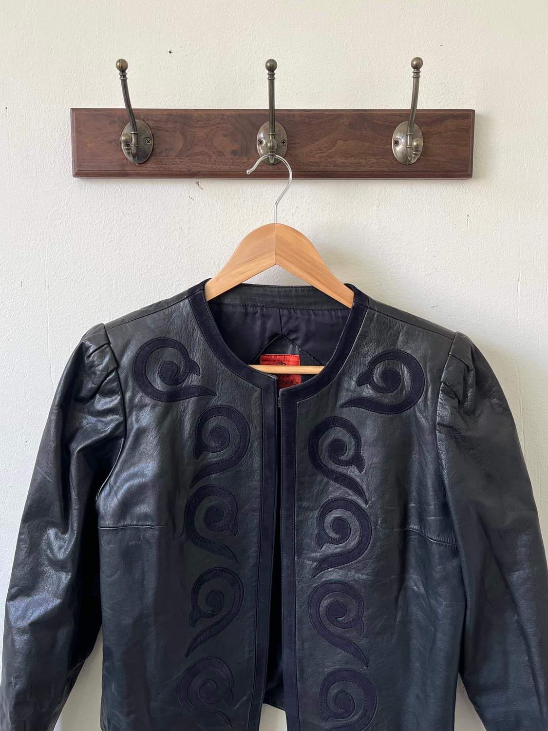 90’s PARIENNE 아라베스크 레더자켓 상품이미지2