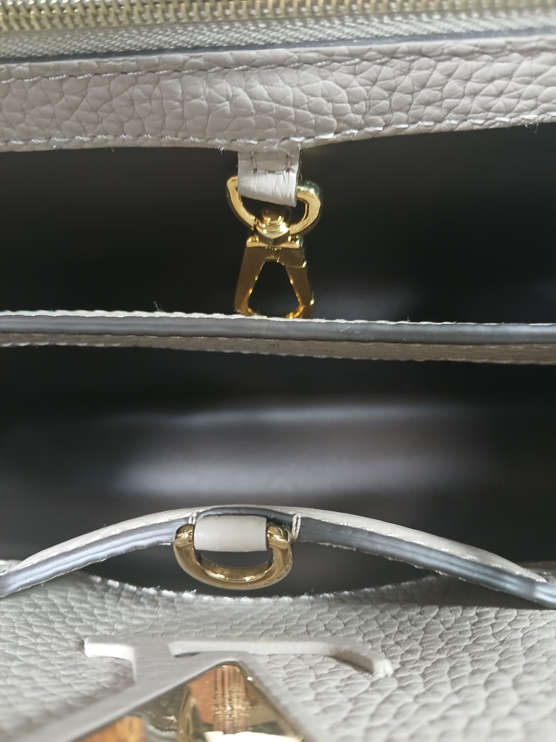 루이비통 카퓌신BB 토트백 갈렛 M94634 상품이미지10