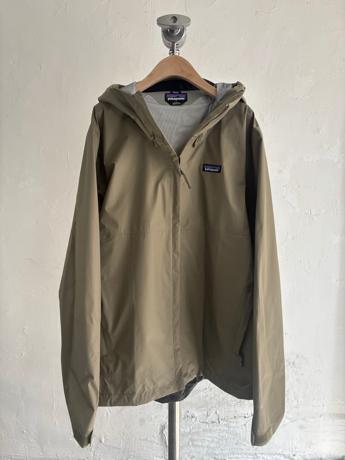 Patagonia 파타고니아 토렌트쉘 3L 세이지 카키 후드 자켓 상품이미지1