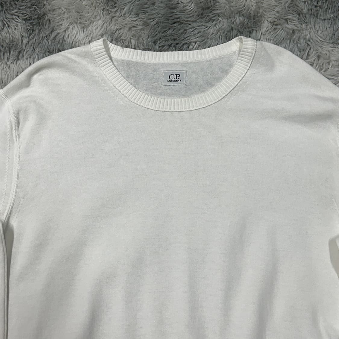 cp컴퍼니 렌즈 화이트 니트 XXL 상품이미지2