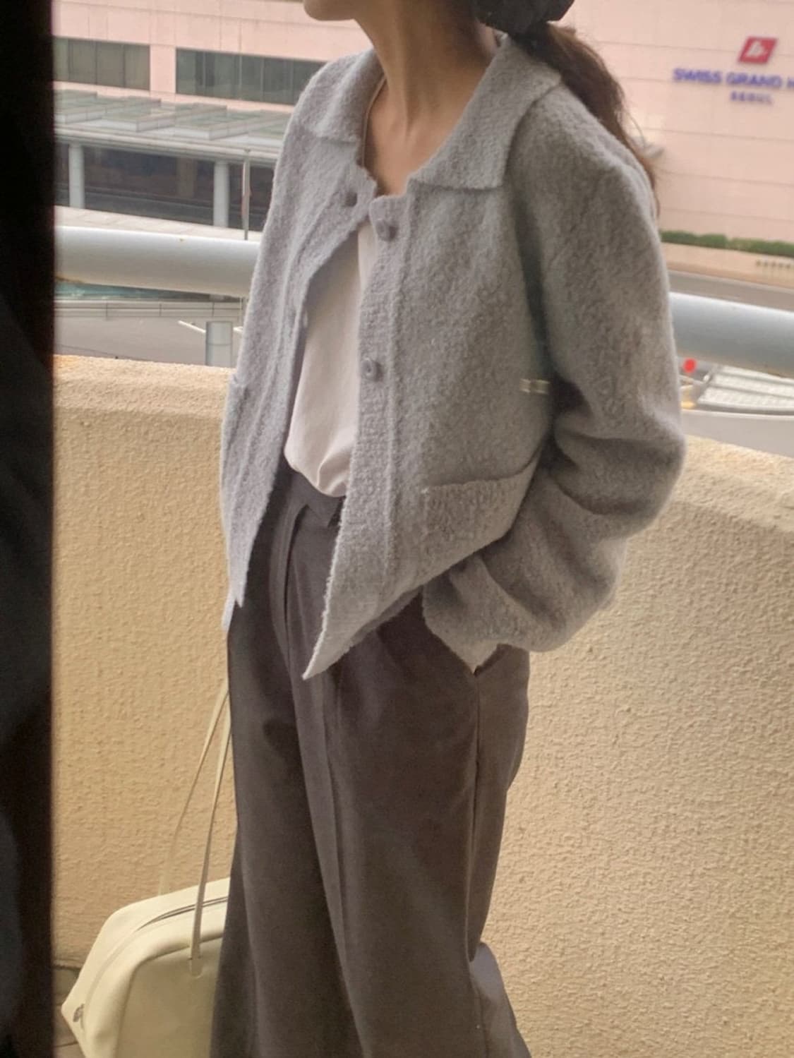 새상품) 르누보 카라 부클 울 가디건 소라 상품이미지4