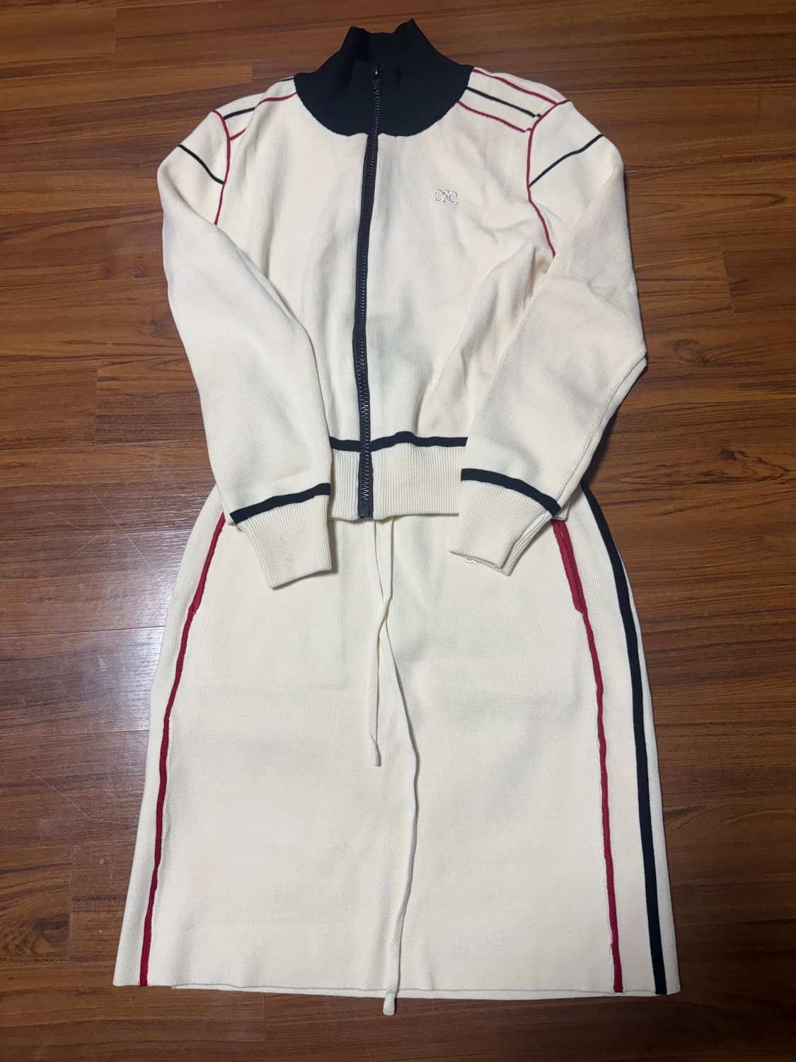 셀린느 니트 집업 투피스 세트 상품이미지4