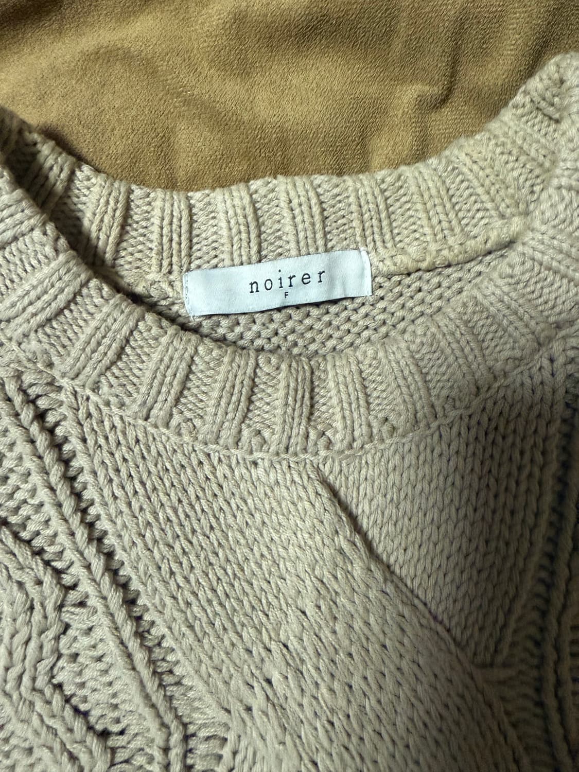 노이어 꽈배기 니트 팝니다 상품이미지2