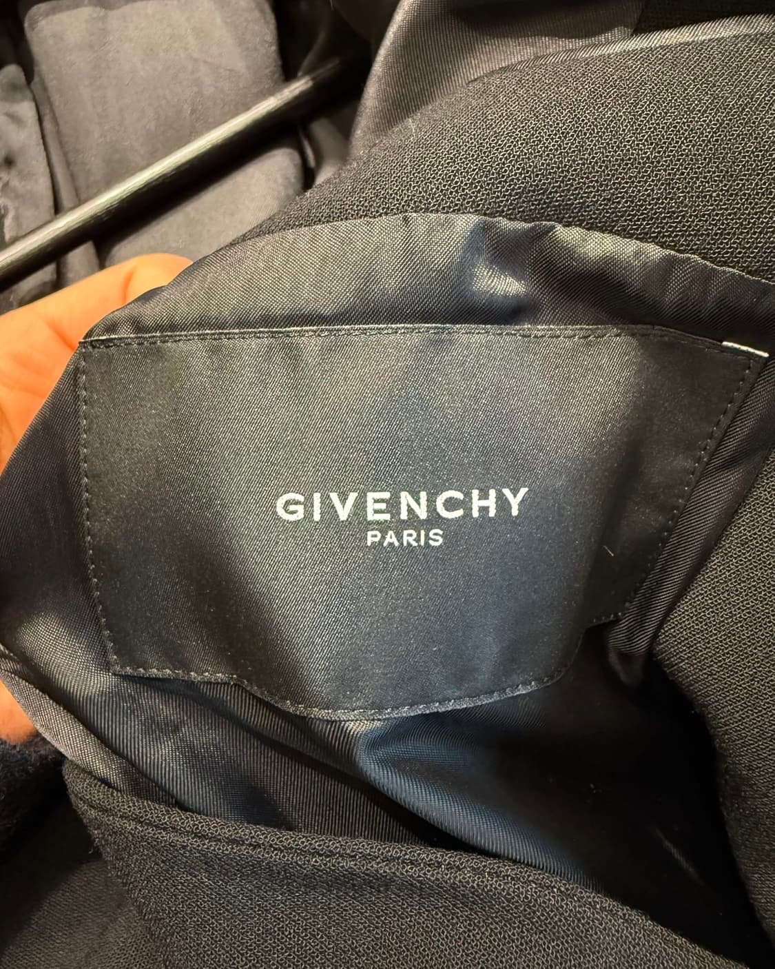 지방시 블랙 백지퍼 테일러드 블레이저 자켓  상품이미지8