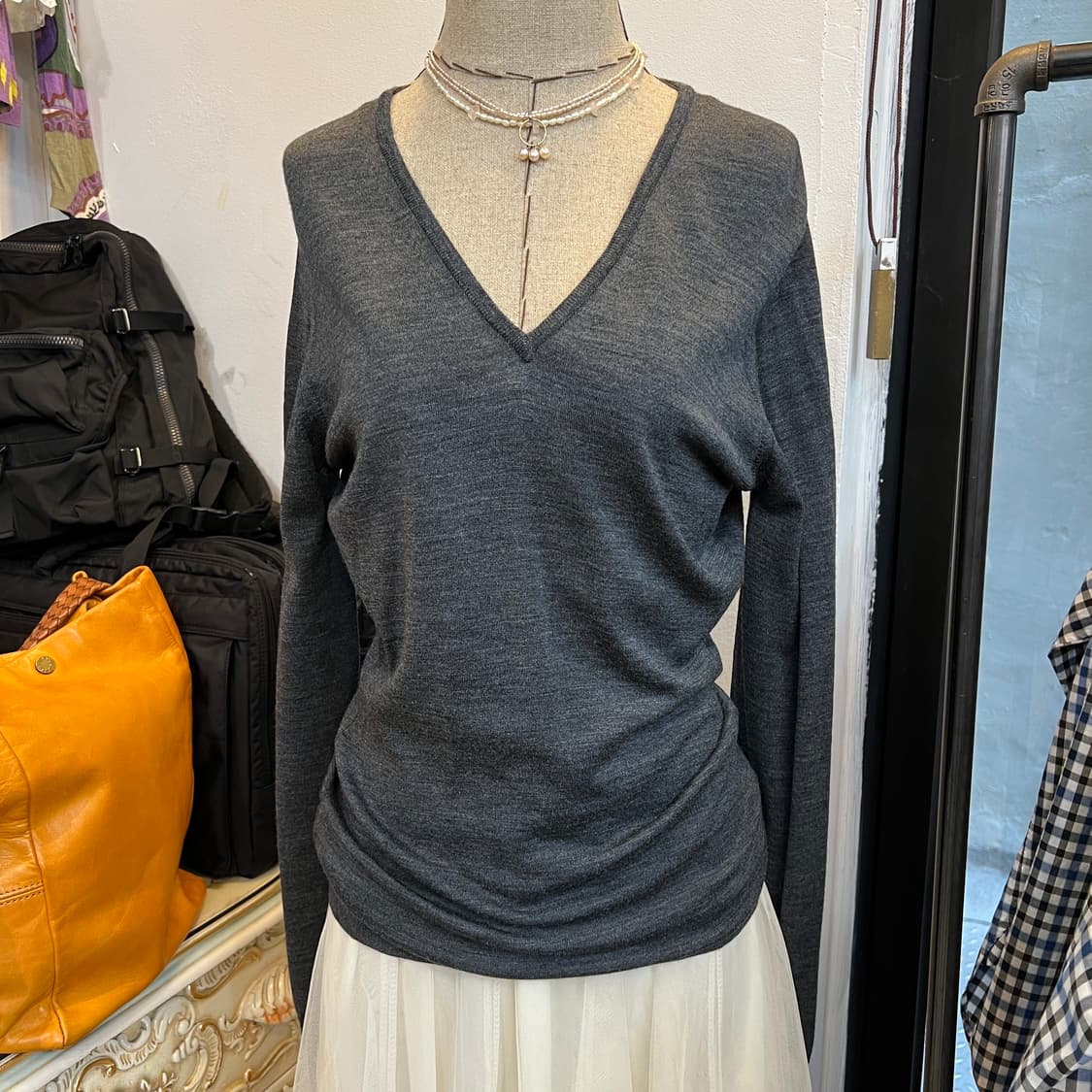 존스메들리 v넥 니트 상품이미지8