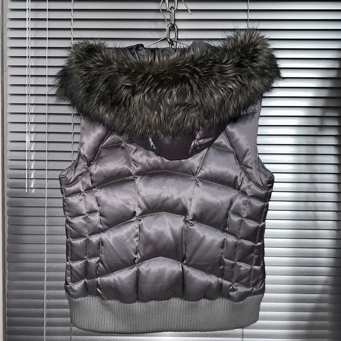 2000s 빈티지 노스페이스 실버 퍼 크롭 패딩 베스트 상품이미지5