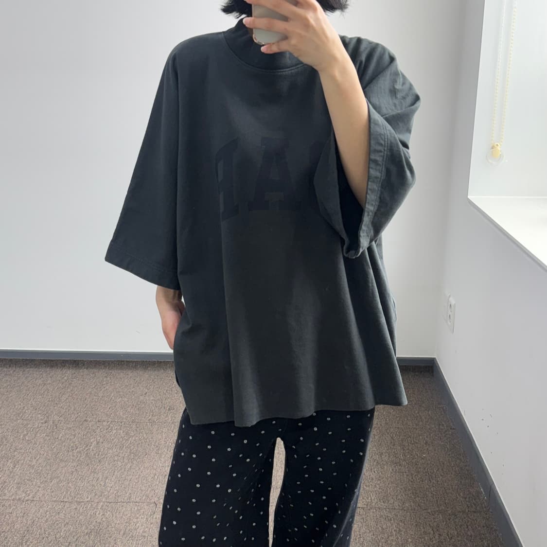 Gap 갭 블랙 하이넥 반팔  상품이미지1