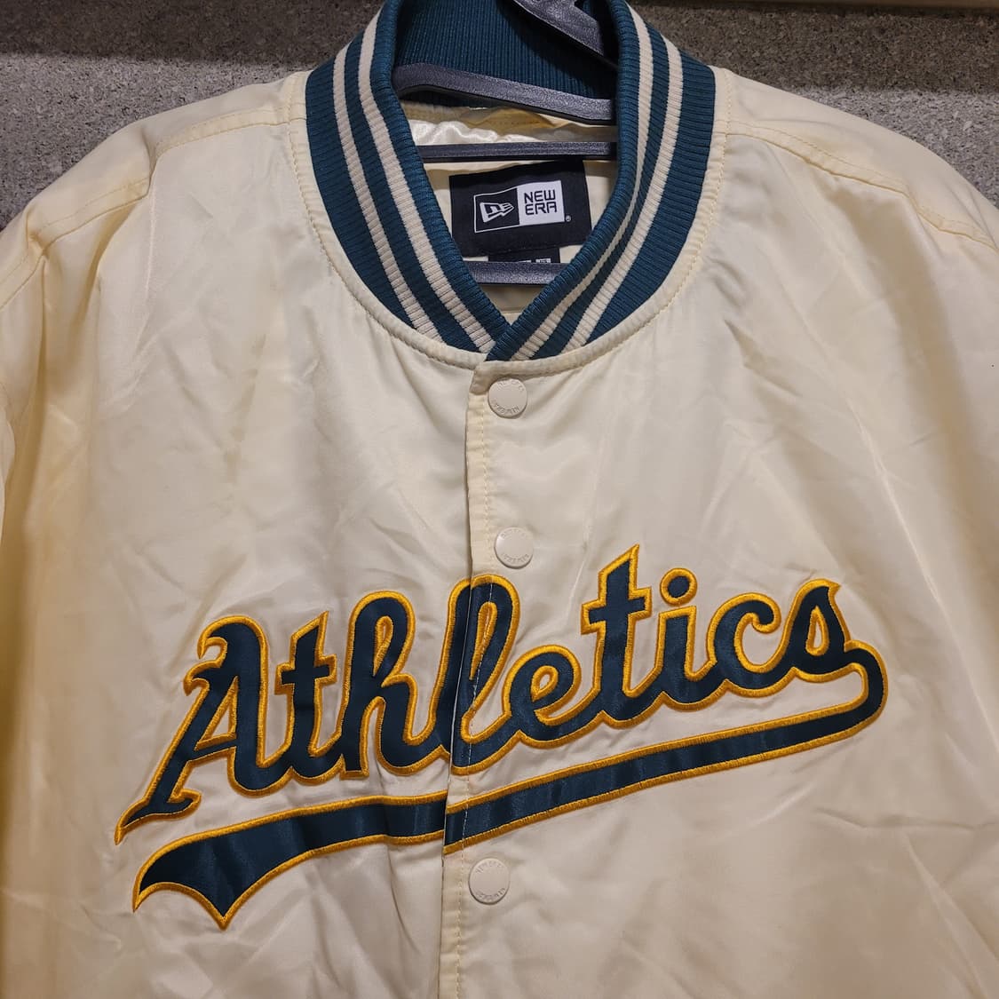 뉴에라 오클랜드 바시티자켓 2XL 상품이미지3