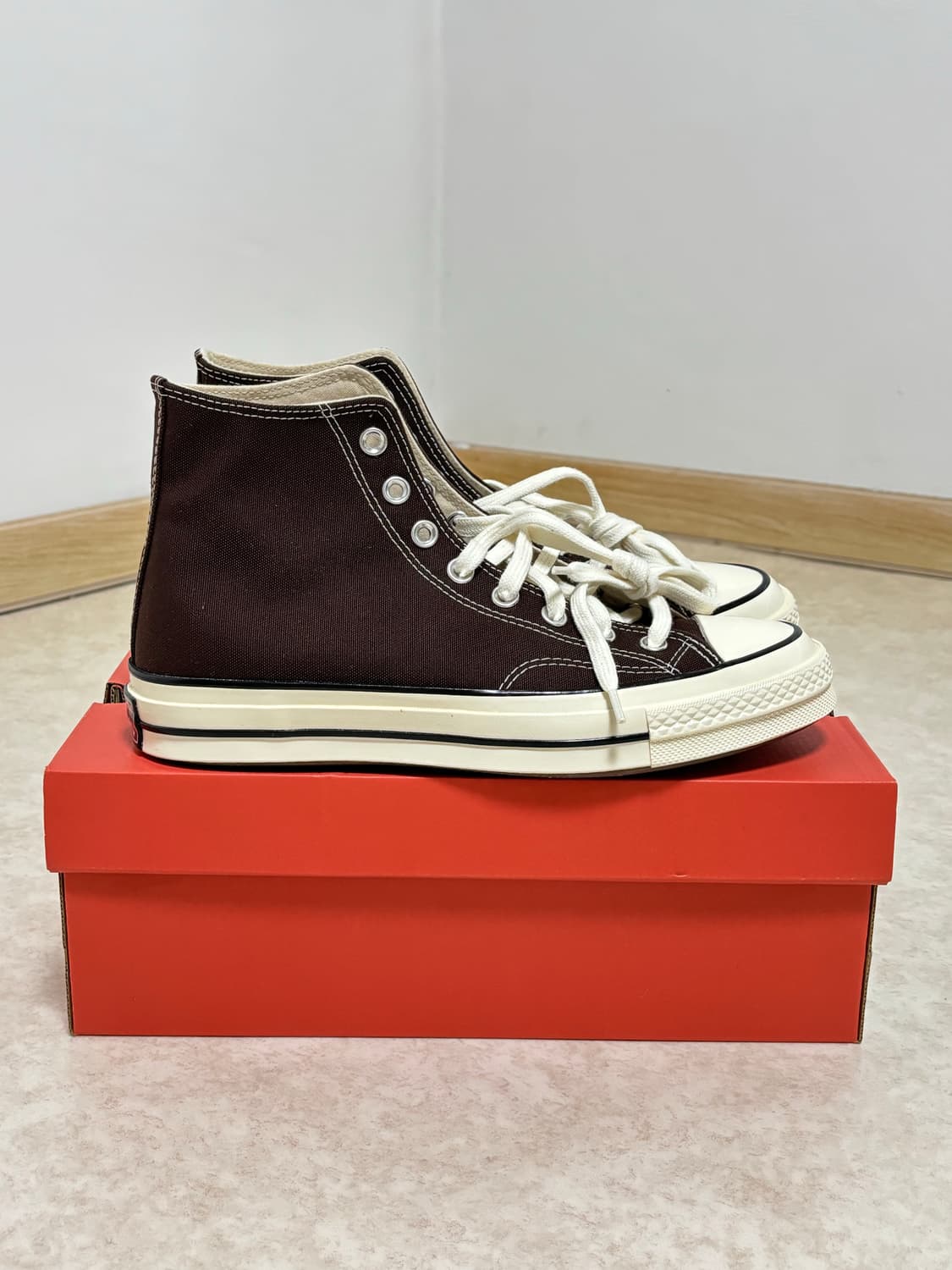 (새상품)컨버스 척70 하이 다크 루트 브라운 265사이즈 상품이미지2