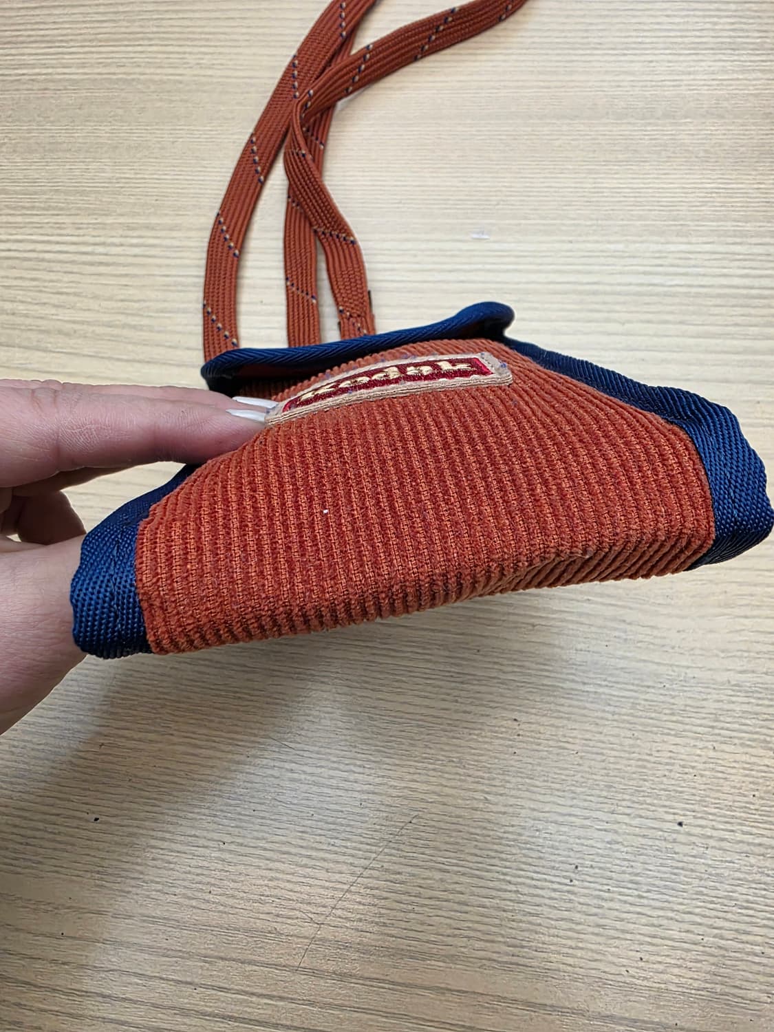 코닥 코듀로이 미니백 오렌지 상품이미지4