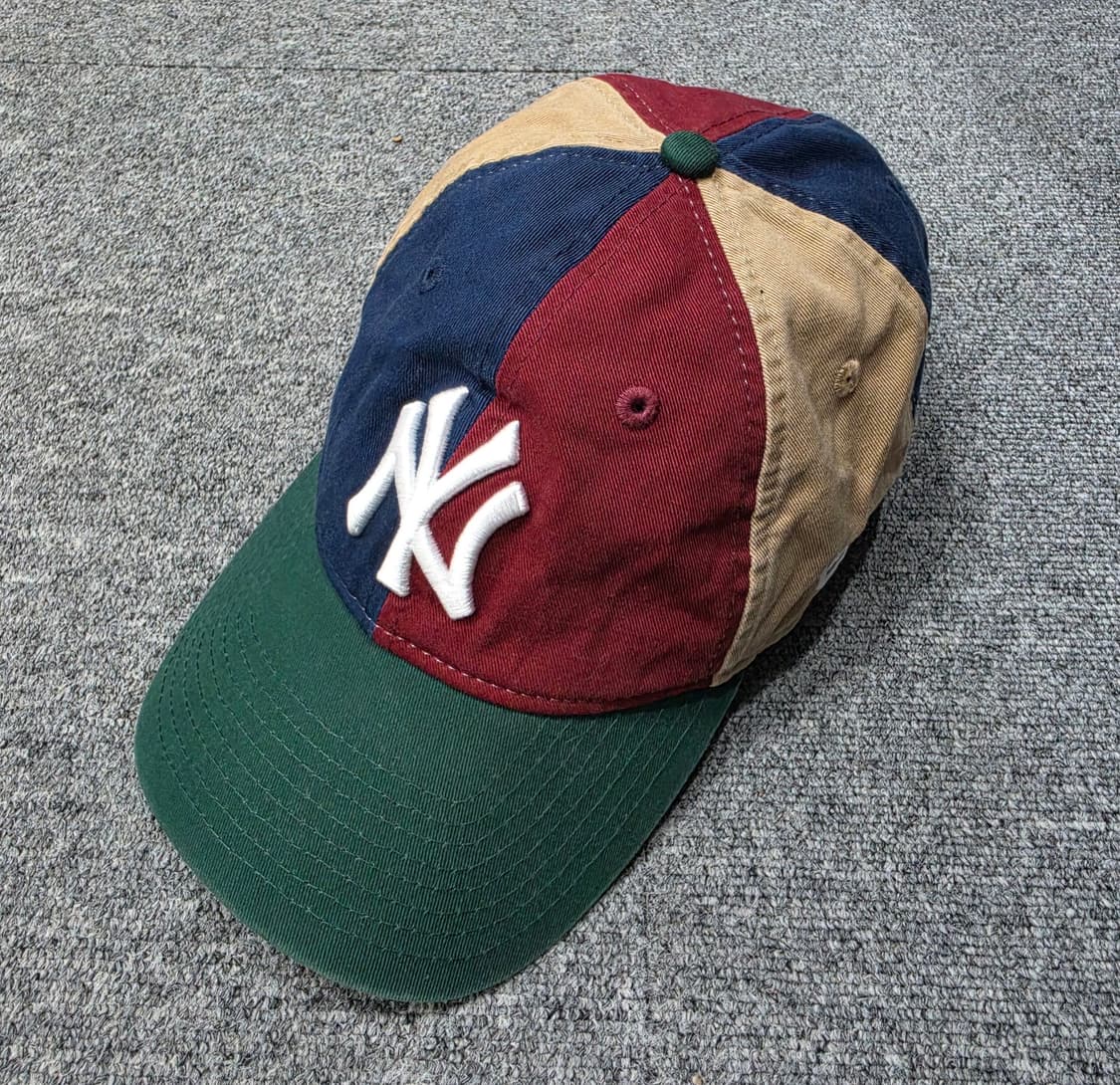 뉴에라 x 아이앱스튜디오 뉴욕 양키스 멀티컬러 패치워크 볼캡 모자 상품이미지1