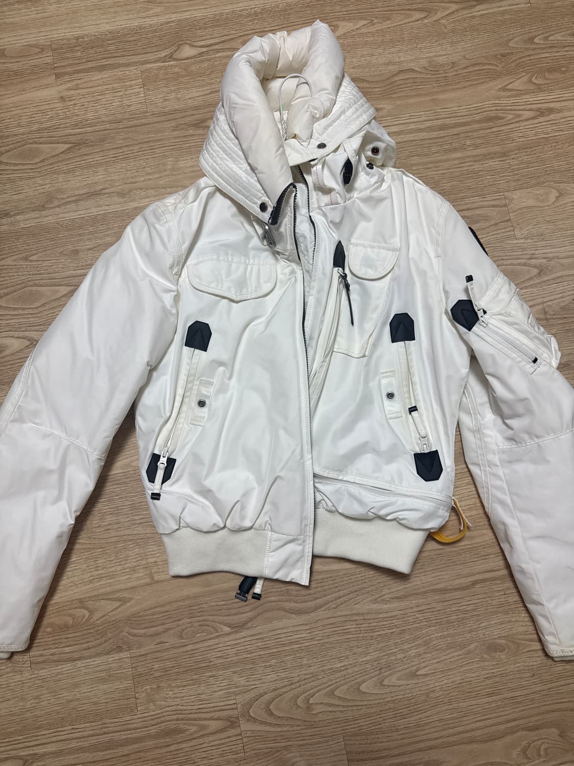 파라점퍼스 고비 우먼  화이트 상품이미지1