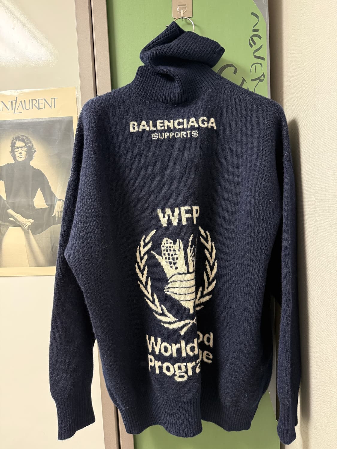 발렌시아가 wfp 상품이미지1