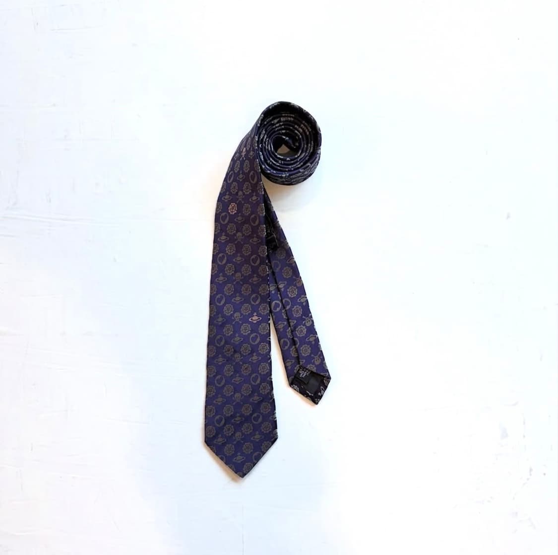 비비안웨스트우드 멀티로고 타이 상품이미지2