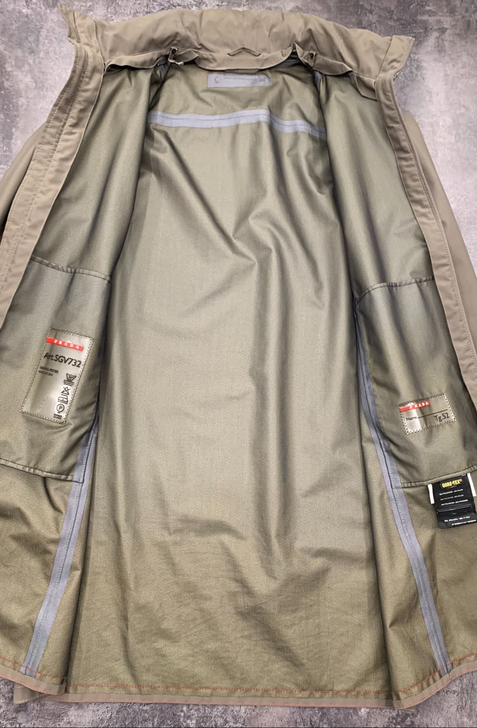 PRADA 프라다 스포츠 디테쳐블 고어텍스 풀집업 코트(유니색스) 상품이미지7